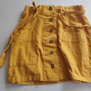 Vintage Yellow Hesperus skirt with front buttons and pokcets